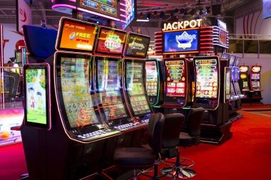Dadu Online dice game on slot olxtoto mobile app showing dice roll interface and betting options